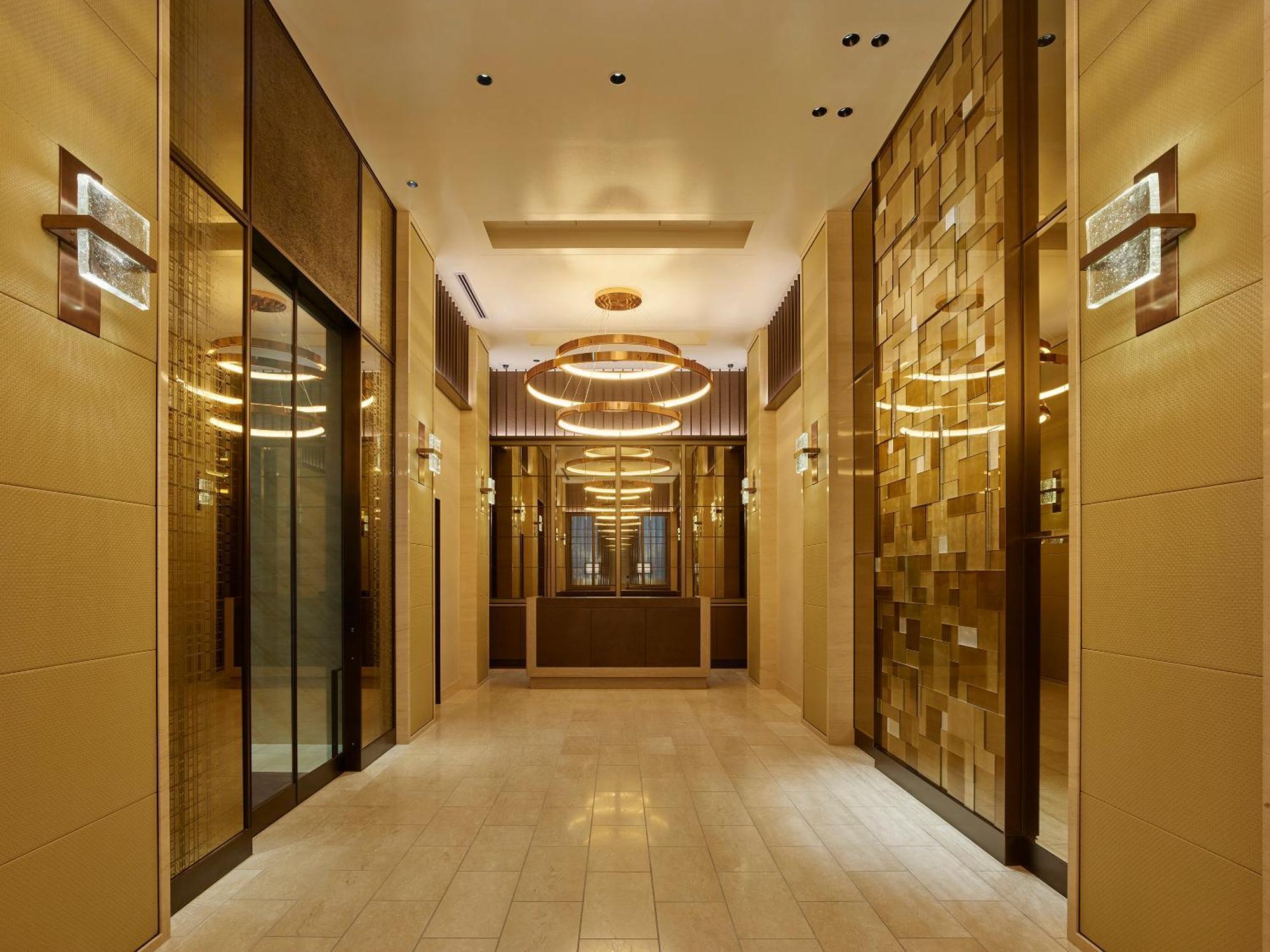 โรงแรม โรงแรมเดอะ เซเลสไทน์ กินซา 4*